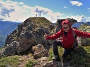 43 Troppo forte il vento per salire in sicurezza alla croce dell'affilato torrione Mincucco (1832 m)